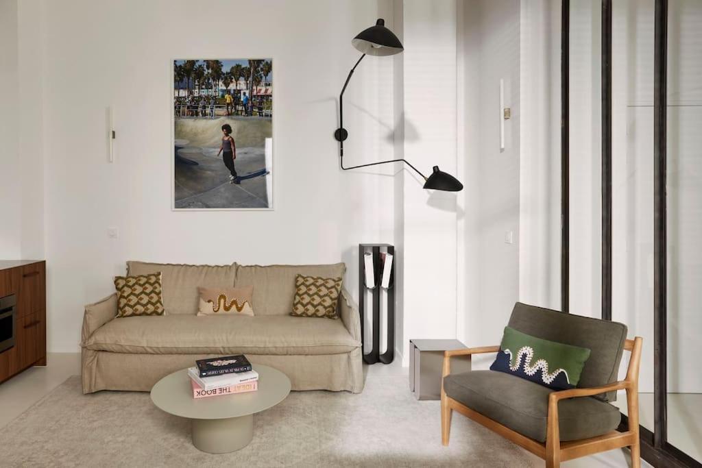 Stylish Loft - 2br And 2ba *